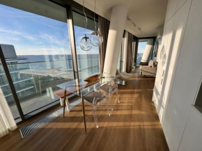 Wave Resort - Top Floor Best Sea View Apartment